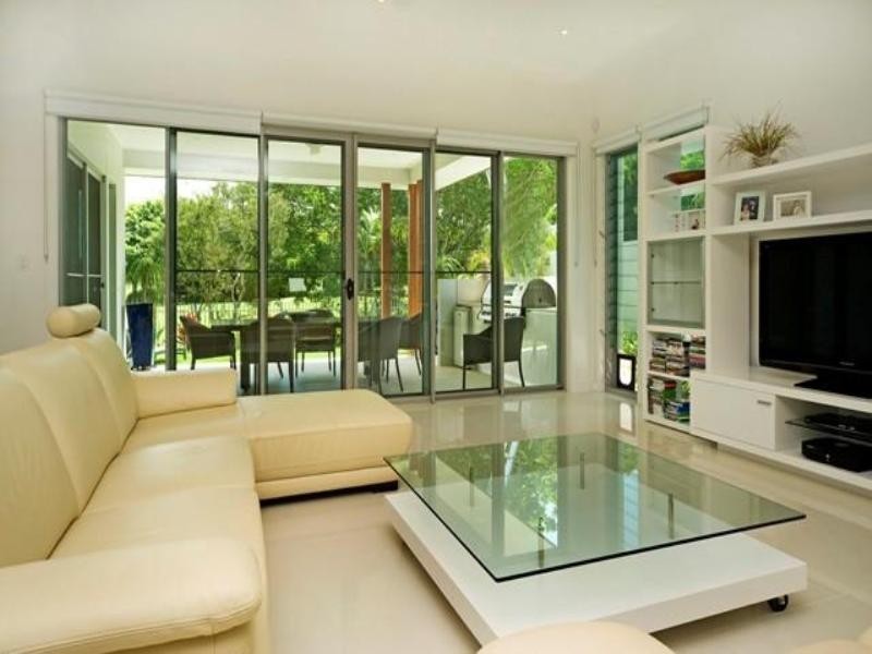 9120 Peter Senior Drive, Hope Island QLD 4212
