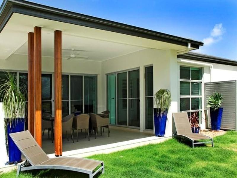 9120 Peter Senior Drive, Hope Island QLD 4212