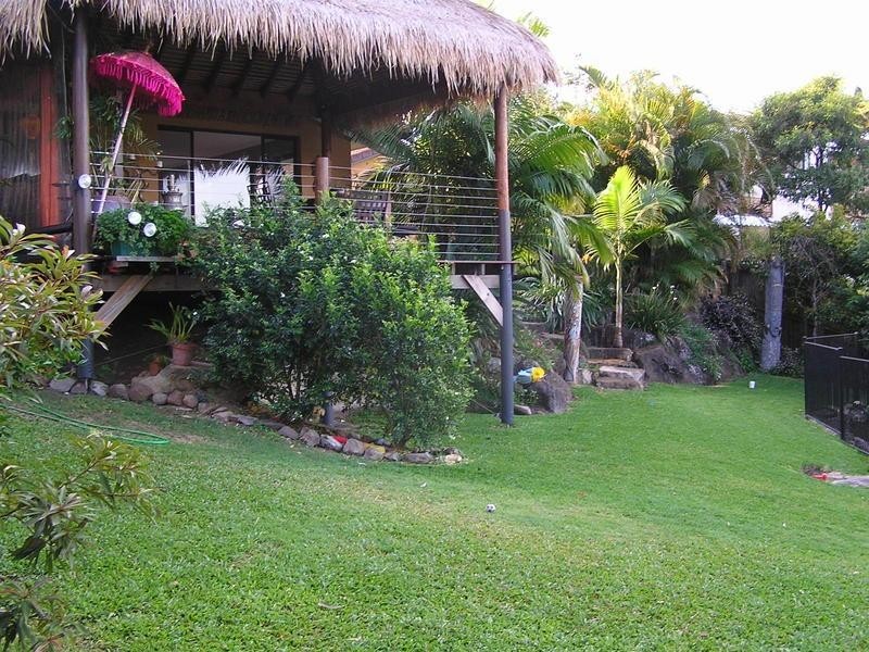 6 Jerrob Court, Carrara QLD 4211