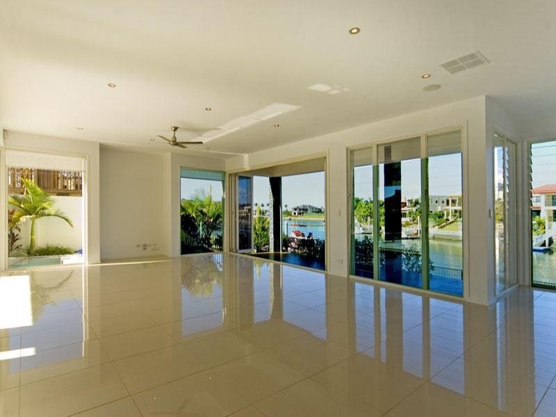 Hope Island QLD 4212