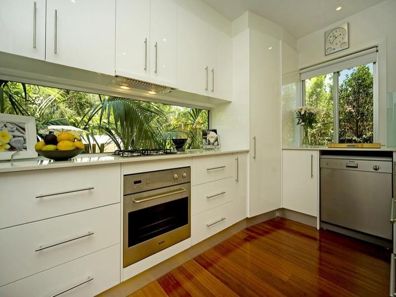 1/30 Poinsettia Avenue, Runaway Bay QLD 4216