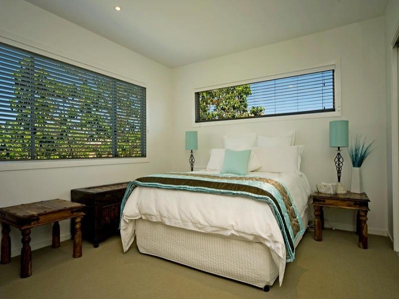 1/30 Poinsettia Avenue, Runaway Bay QLD 4216