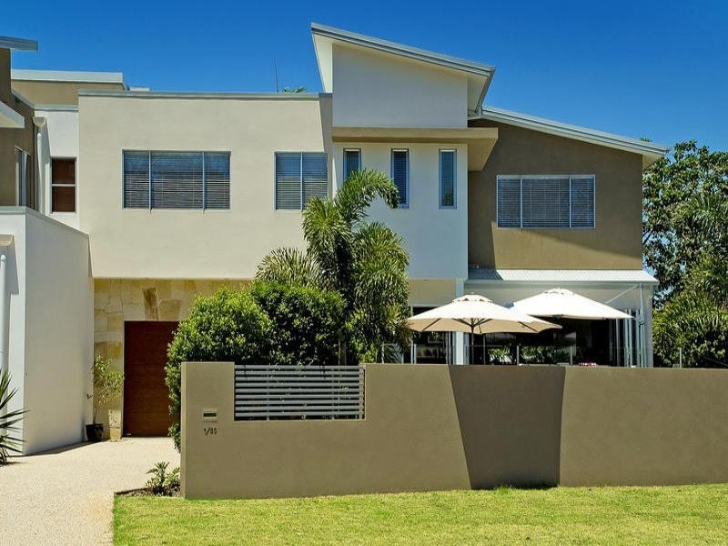 1/30 Poinsettia Avenue, Runaway Bay QLD 4216