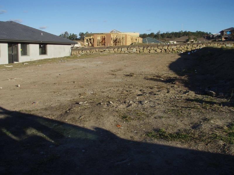 Pacific Pines QLD 4211