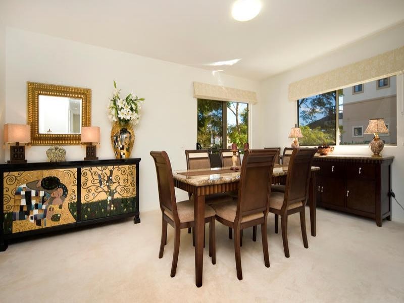 8421 Magnolia Drive East, Hope Island QLD 4212