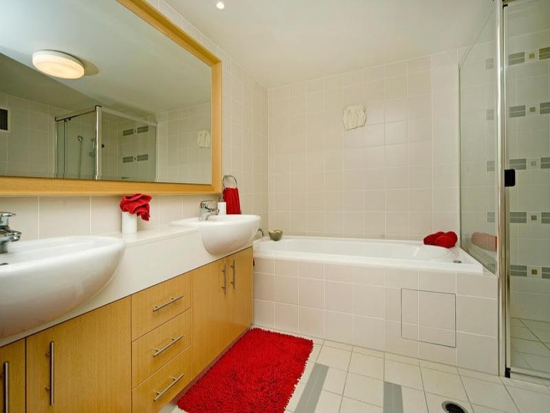 8421 Magnolia Drive East, Hope Island QLD 4212