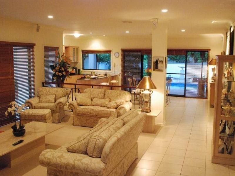 Hope Island QLD 4212