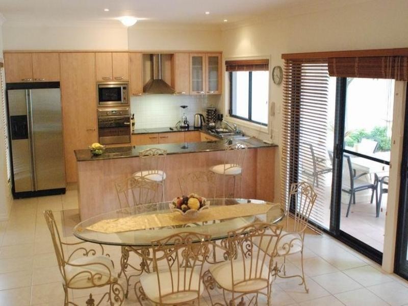 Hope Island QLD 4212