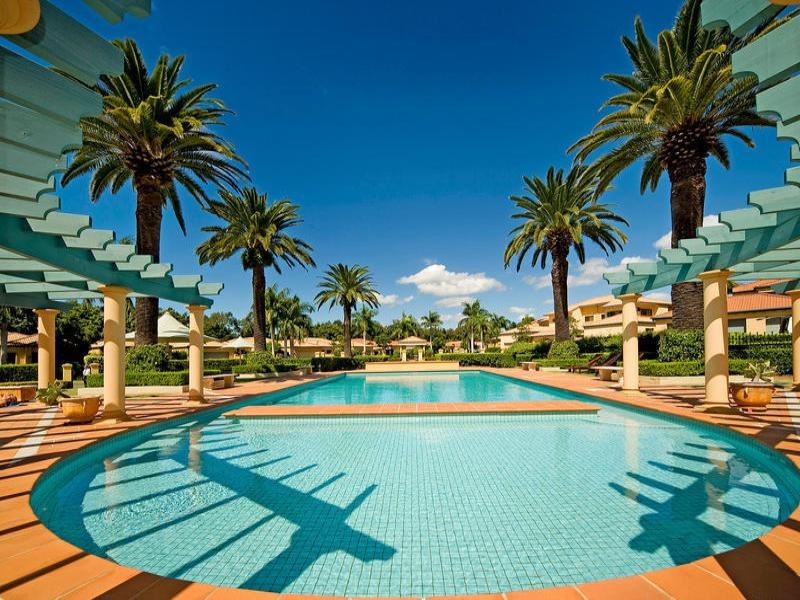 Hope Island QLD 4212