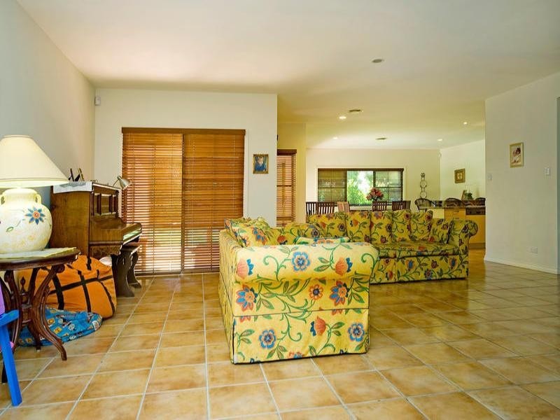 Hope Island QLD 4212