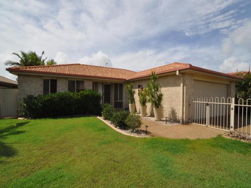 19 Rosswood Court, Helensvale QLD 4212