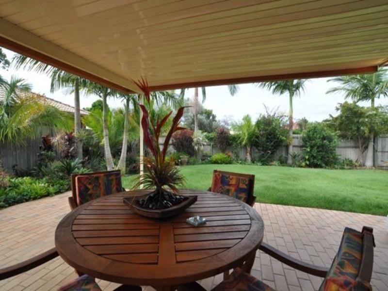 19 Rosswood Court, Helensvale QLD 4212