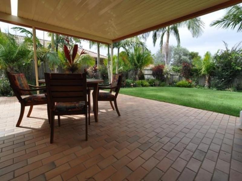 19 Rosswood Court, Helensvale QLD 4212