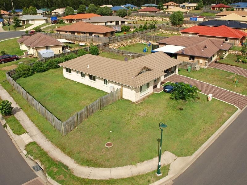 11 Collins Street, Collingwood Park QLD 4301