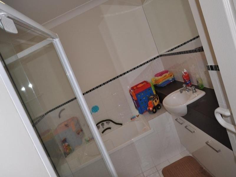 12 24 Jesssica Drive, Upper Coomera QLD 4209