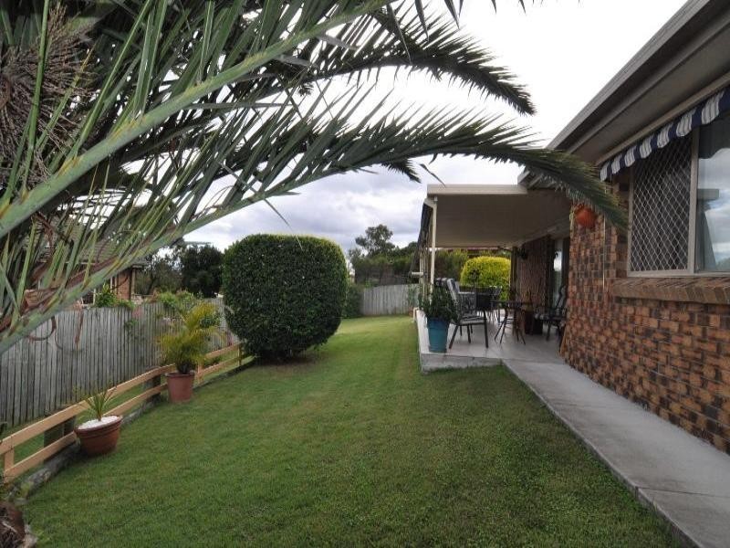 45 Wantana Crescent, Edens Landing QLD 4207