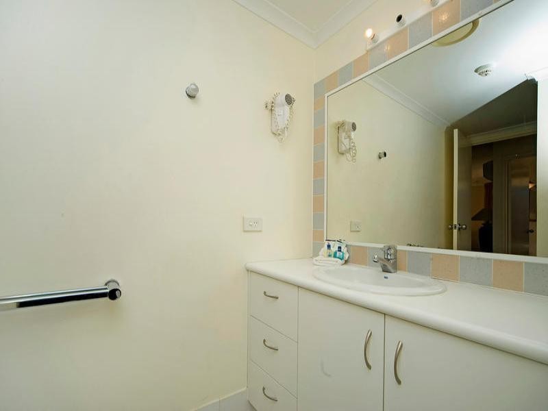 210 A&B Paradise Island Resort, 1 Paradise Island Road, Surfers Paradise QLD 4217
