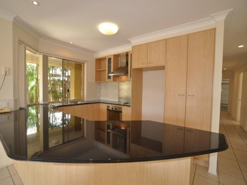 42 Saltwater Terrace, Helensvale QLD 4212