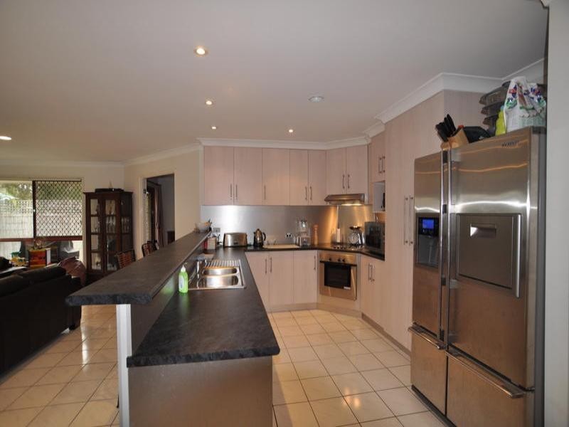 159 Monterey Keys Drive, Helensvale QLD 4212