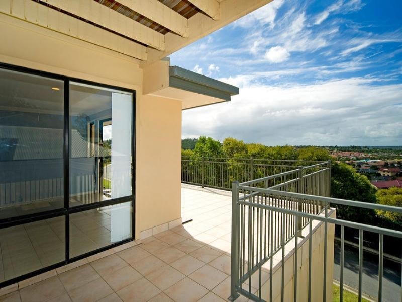 Pacific Pines QLD 4211