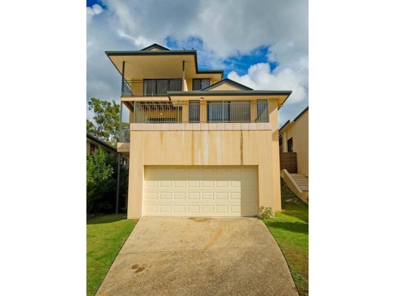 Pacific Pines QLD 4211