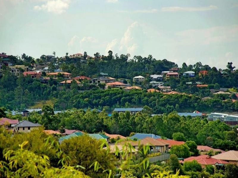 Pacific Pines QLD 4211