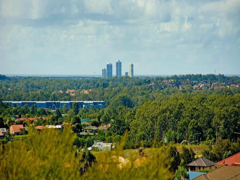 Pacific Pines QLD 4211