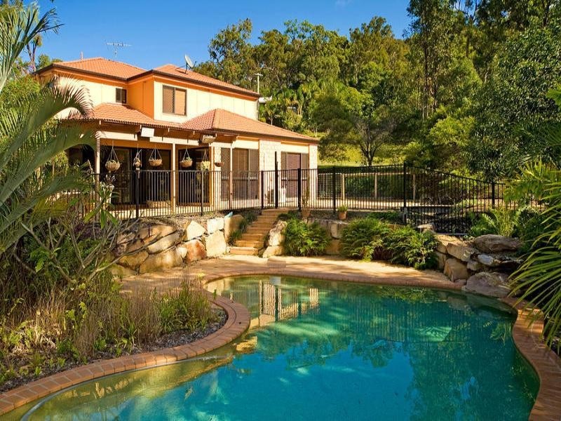 2 Nyrang Drive, Pimpama QLD 4209