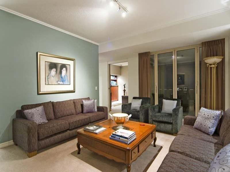 Hope Island QLD 4212