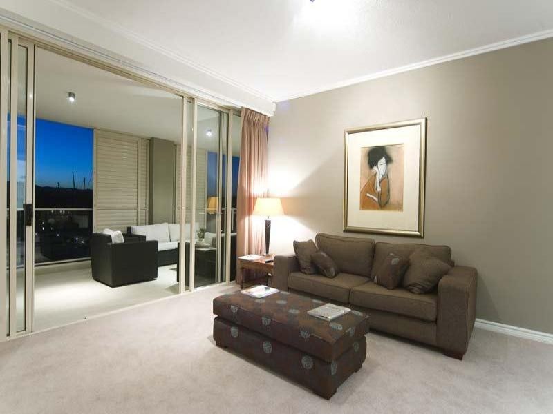 Hope Island QLD 4212