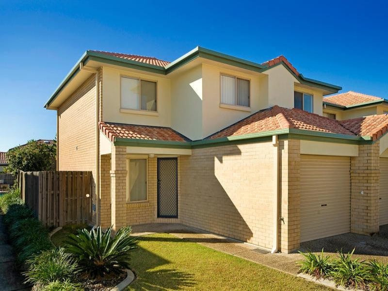 14/2 Bos Drive, Coomera QLD 4209