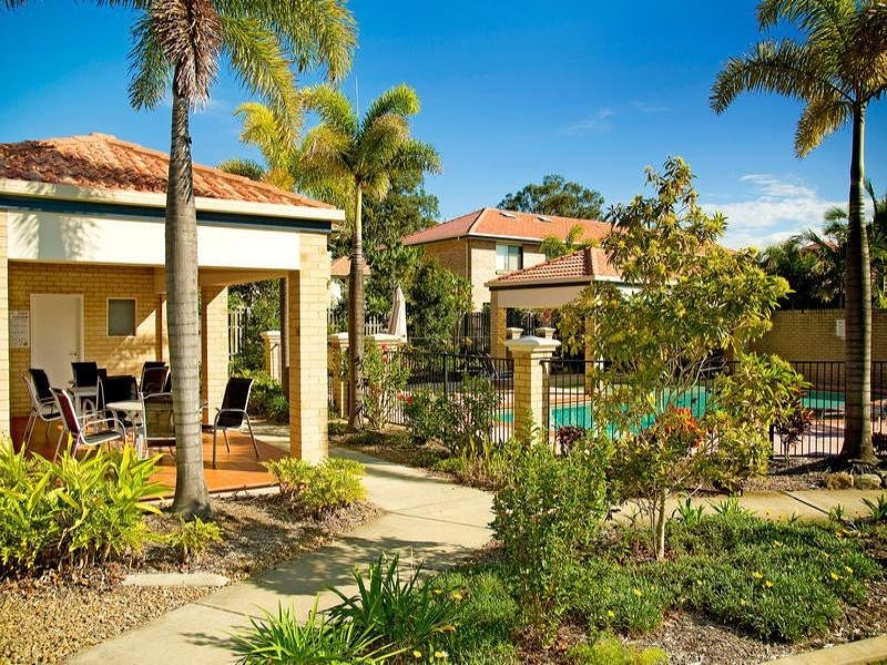 14/2 Bos Drive, Coomera QLD 4209