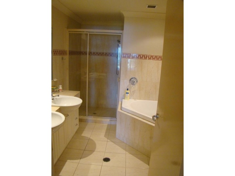 Hope Island QLD 4212