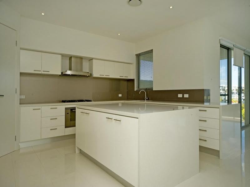 69 Balmara Place, Coomera QLD 4209