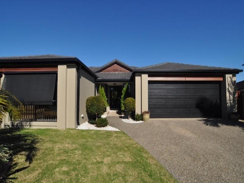 3 Leander Circuit, Oxenford QLD 4210