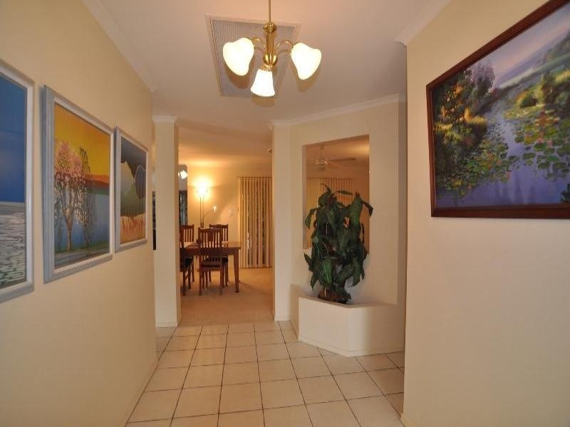 28 Roseapple Circuit, Oxenford QLD 4210