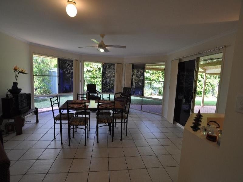 28 Roseapple Circuit, Oxenford QLD 4210