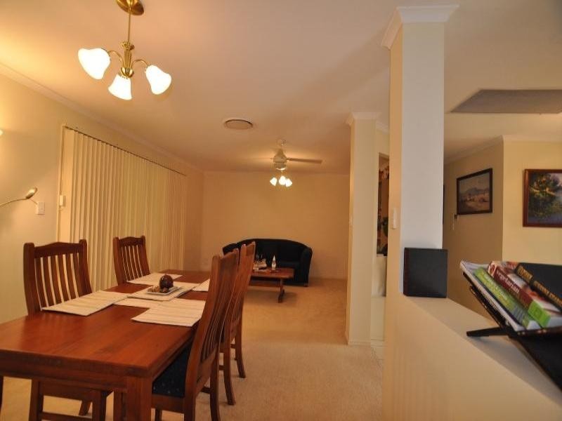 28 Roseapple Circuit, Oxenford QLD 4210