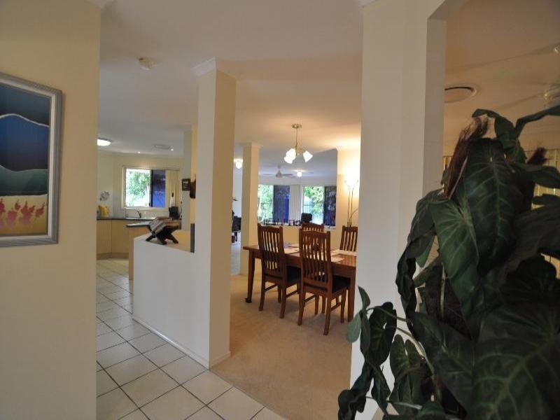 28 Roseapple Circuit, Oxenford QLD 4210