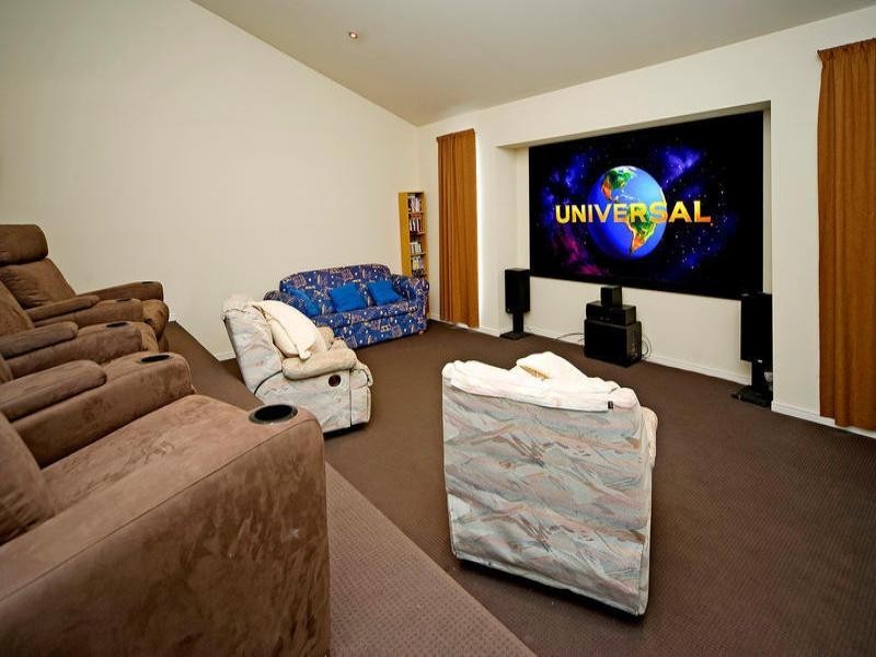 26 Ragamuffin Drive West, Coomera QLD 4209