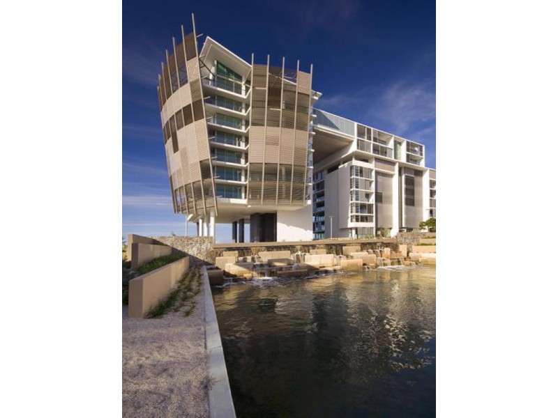 1 Ephraim Island Rd, Ephraim Island, Paradise Point QLD 4216
