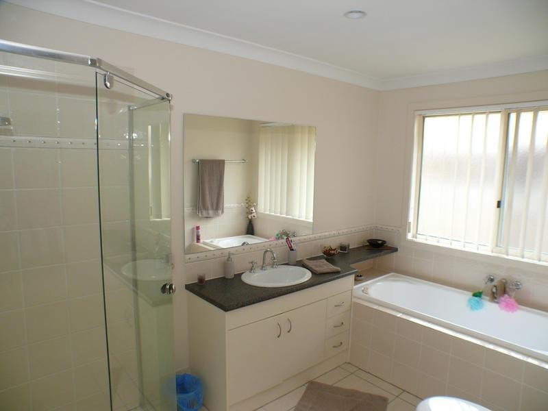 51 Collins Street, Collingwood Park QLD 4301