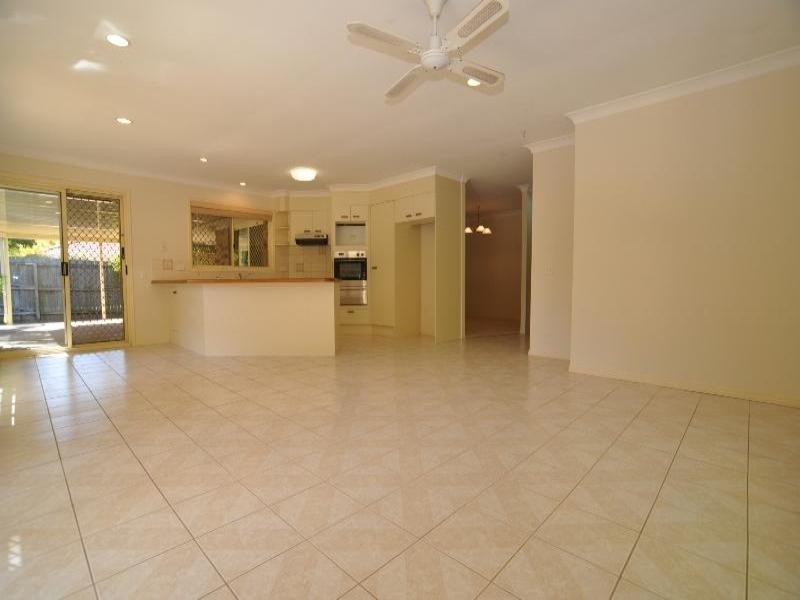 14 Arlene Park Terrace, Helensvale QLD 4212
