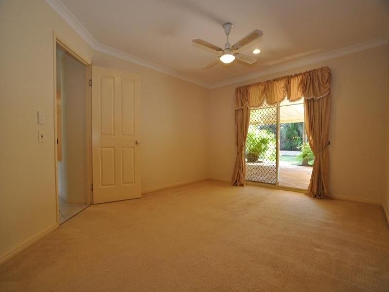 14 Arlene Park Terrace, Helensvale QLD 4212