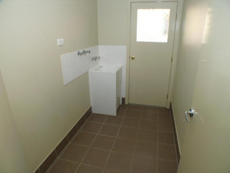 87 Collins Street, Collingwood Park QLD 4301