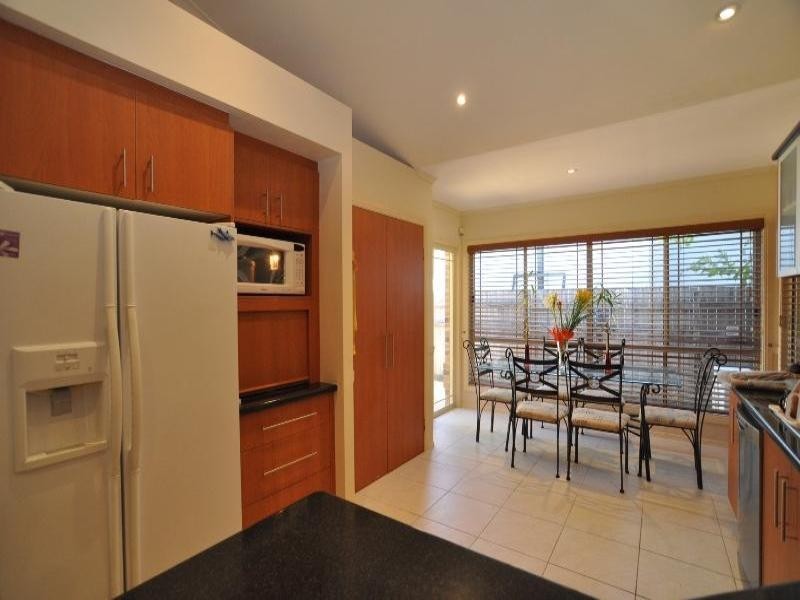 116 Monterey Keys Drive, Helensvale QLD 4212
