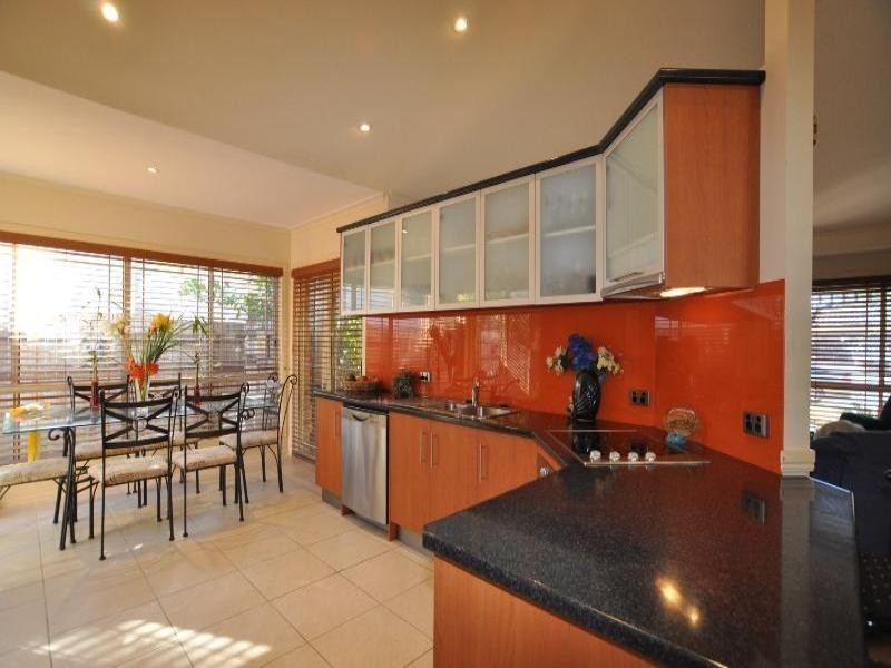 116 Monterey Keys Drive, Helensvale QLD 4212