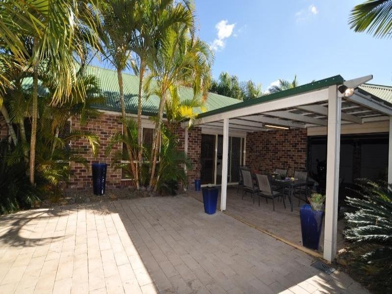 116 Monterey Keys Drive, Helensvale QLD 4212