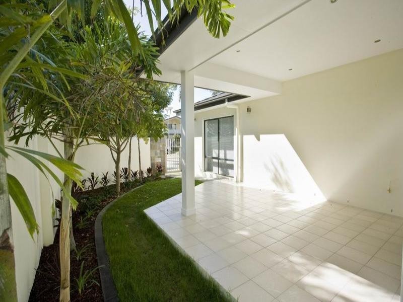 Hope Island QLD 4212