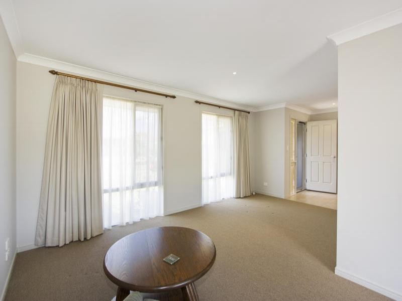 8 Rivercherry Way, Upper Coomera QLD 4209